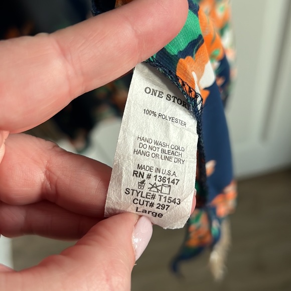 Floral Kimono with Gold Metallic Fringe Detailing - Picture 4 of 5